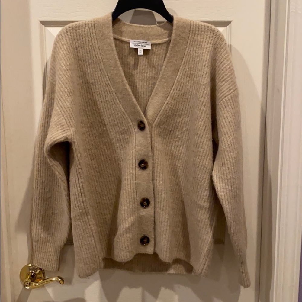 Oversized Alpaca cardigan